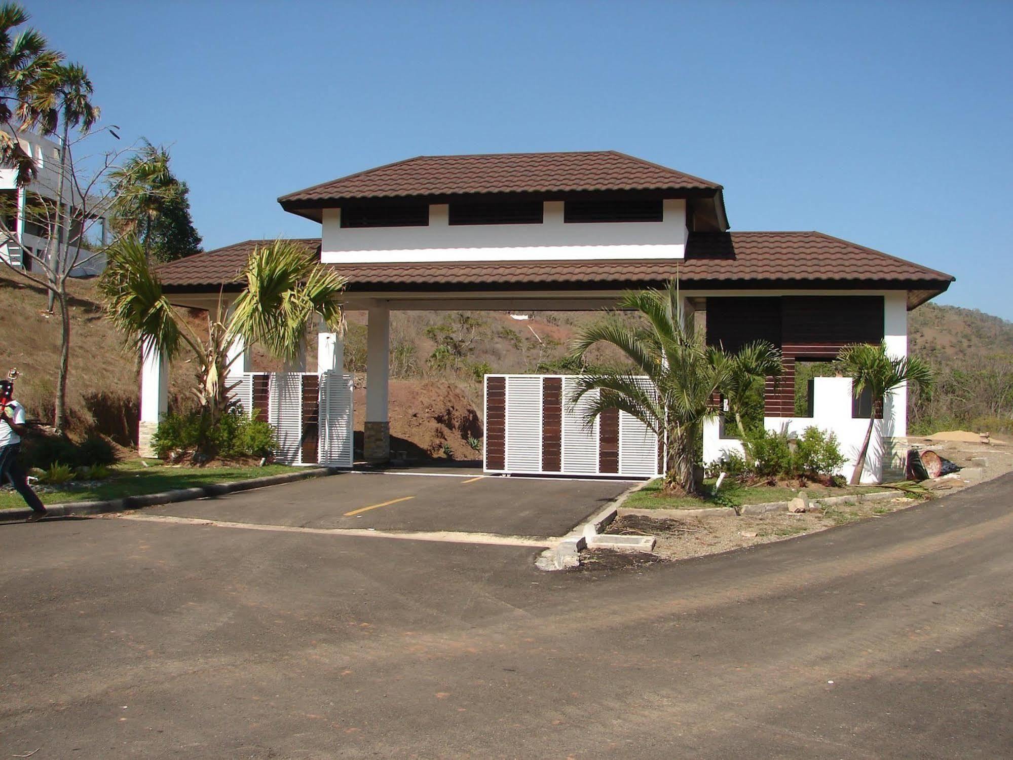 Hacienda Campo Verde Hotel Inoa Exterior photo